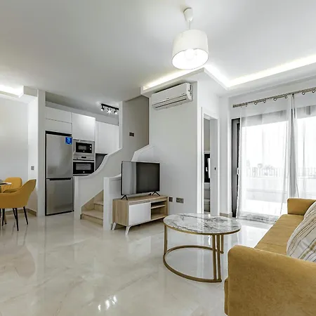 Checkin Ocean Tenerife Aparthotel